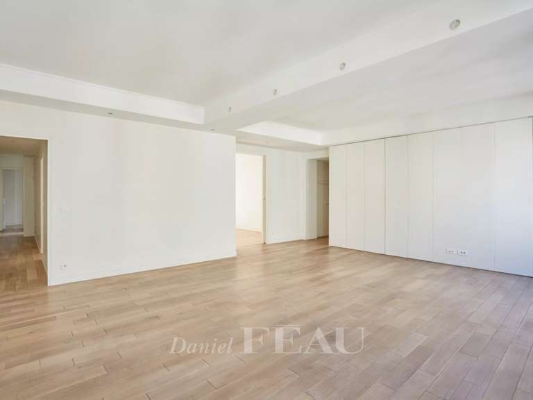 Appartement Paris 16e - 3 chambres - 104m²