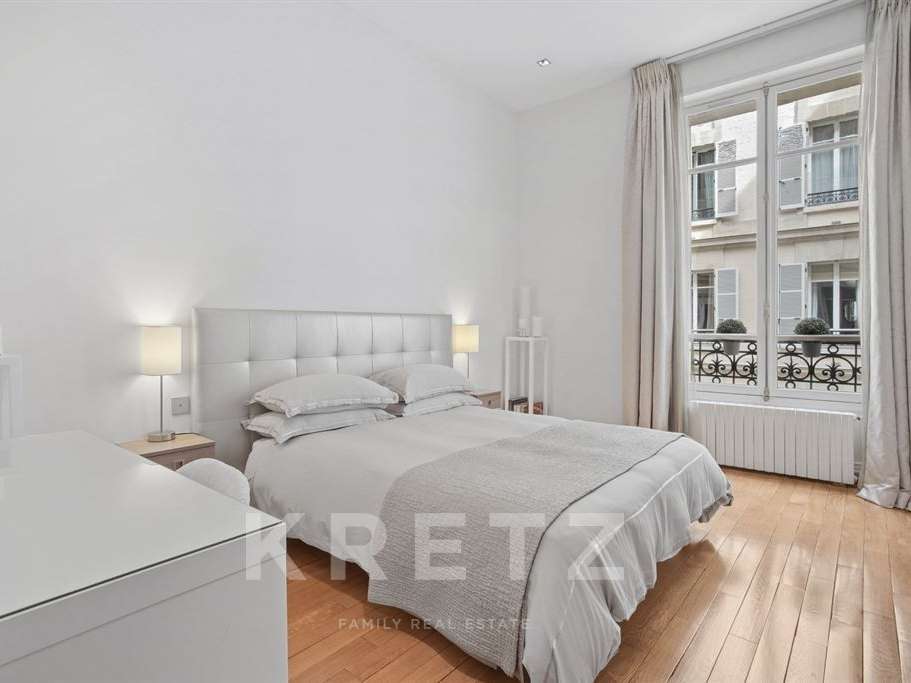Apartment Paris 16e