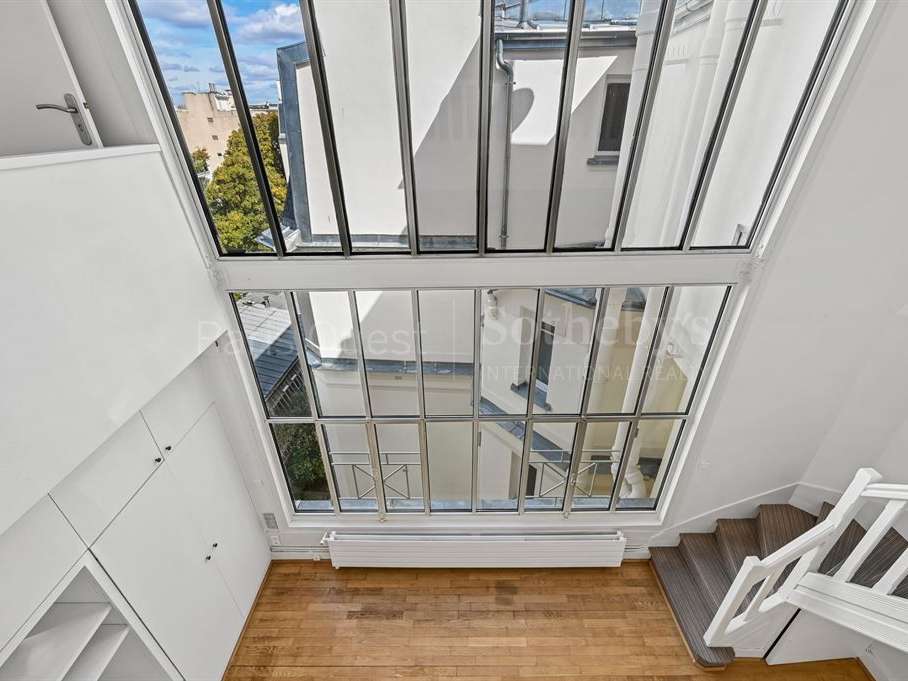 Apartment Paris 16e