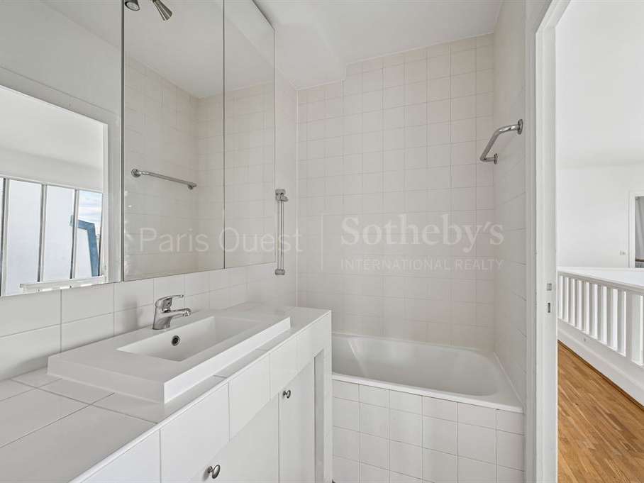 Apartment Paris 16e