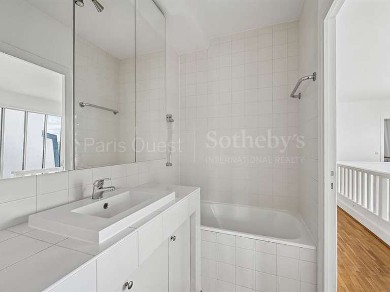 Appartement Paris 16e - 2 chambres - 88m²