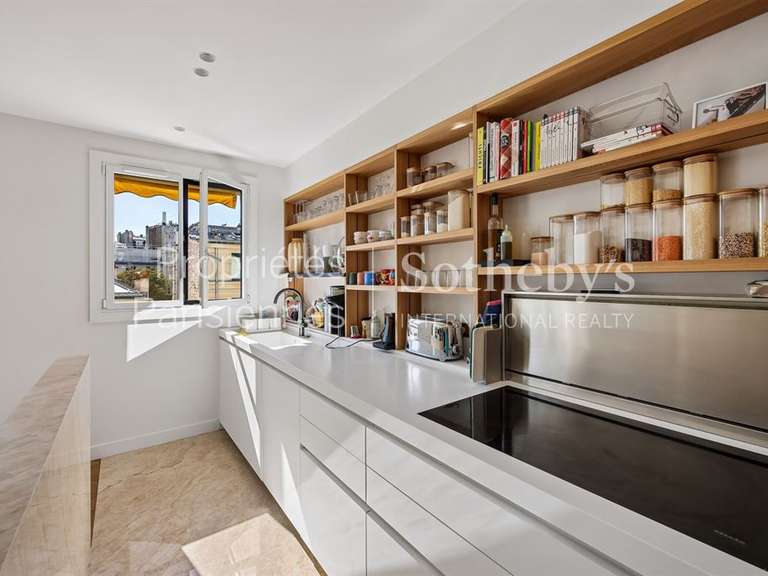 Appartement Paris 16e - 2 chambres - 90m²