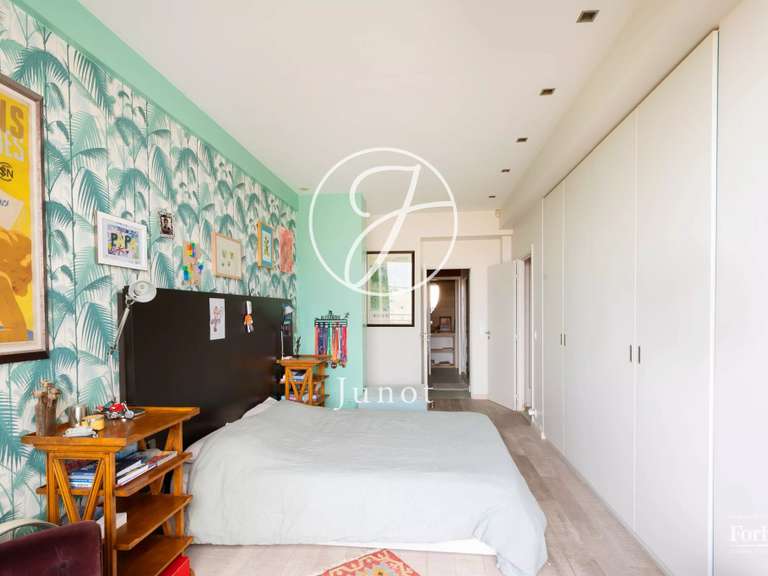 Appartement Paris 16e - 2 chambres - 115m²