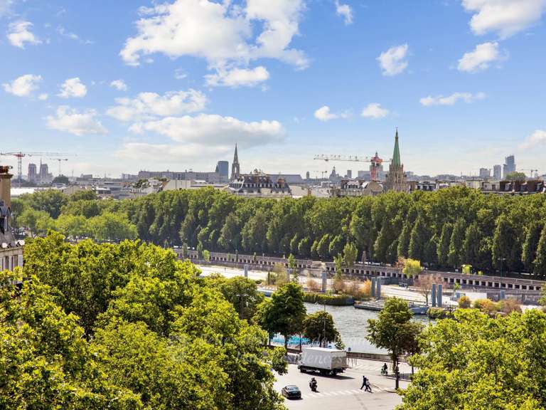 Appartement Paris 16e - 2 chambres - 190m²