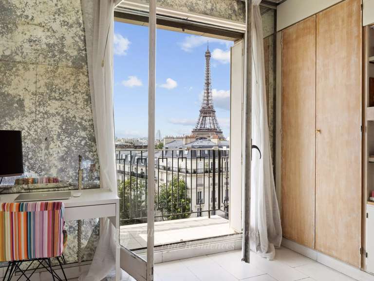 Appartement Paris 16e - 2 chambres - 190m²