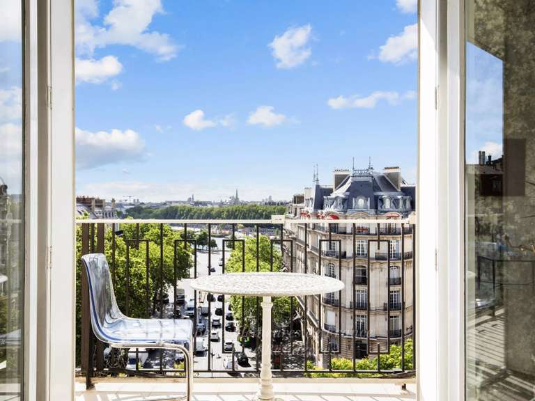 Appartement Paris 16e - 2 chambres - 190m²