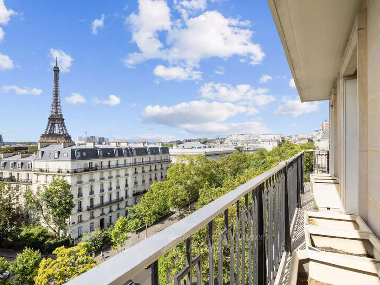 Appartement Paris 16e - 2 chambres - 190m²