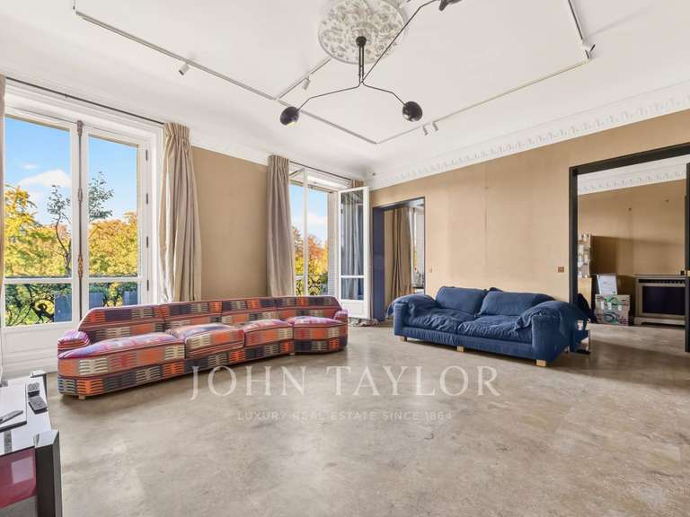 Appartement Paris 16e - 6 chambres - 335m²