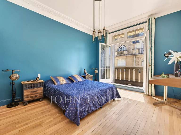Appartement Paris 16e - 4 chambres - 280m²