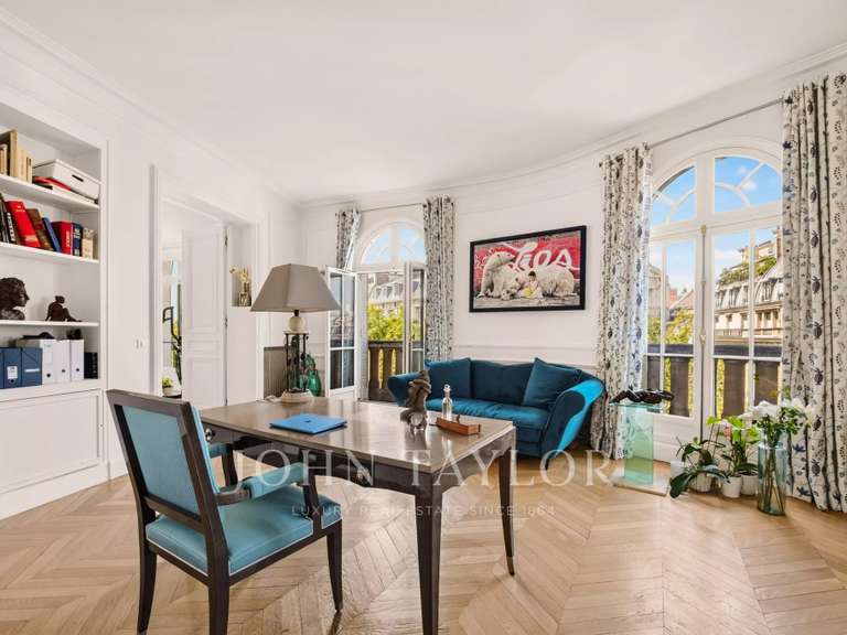 Appartement Paris 16e - 4 chambres - 280m²