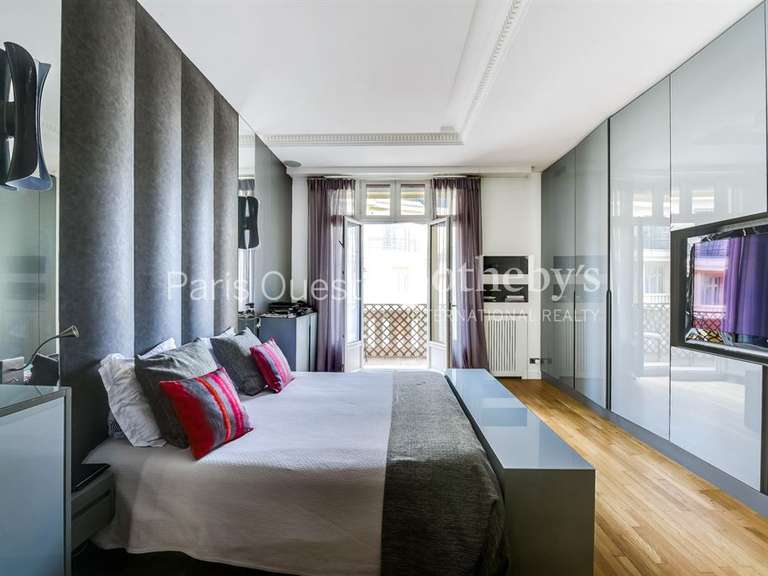 Appartement Paris 16e - 3 chambres - 286m²