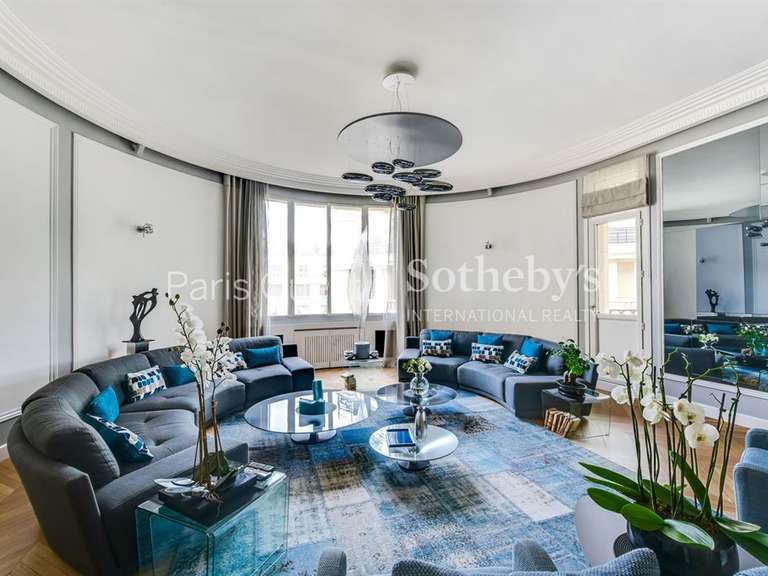 Appartement Paris 16e - 3 chambres - 286m²