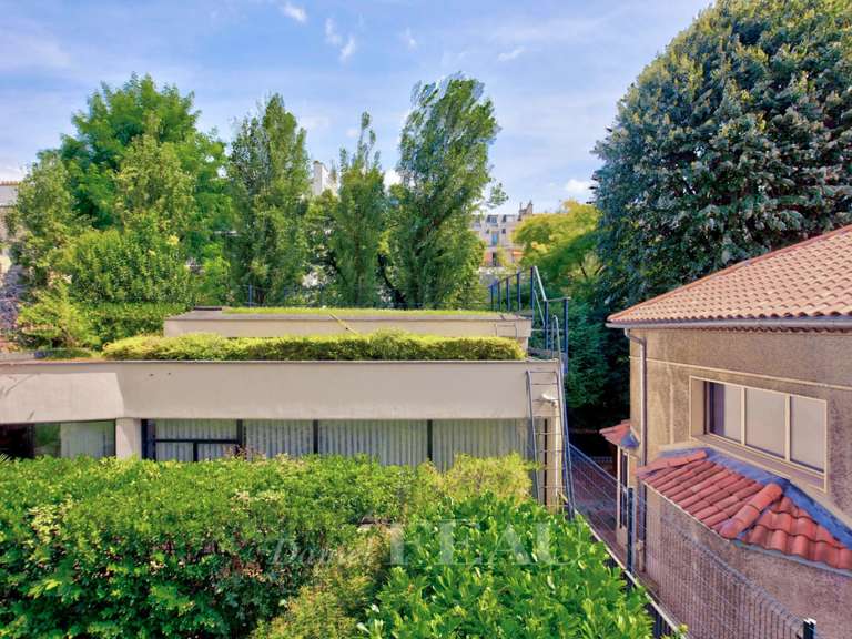 Appartement Paris 16e - 4 chambres - 157m²