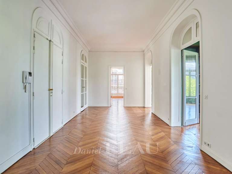 Appartement Paris 16e - 5 chambres - 361m²