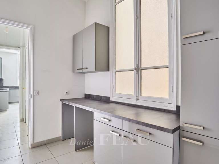 Appartement Paris 16e - 5 chambres - 361m²