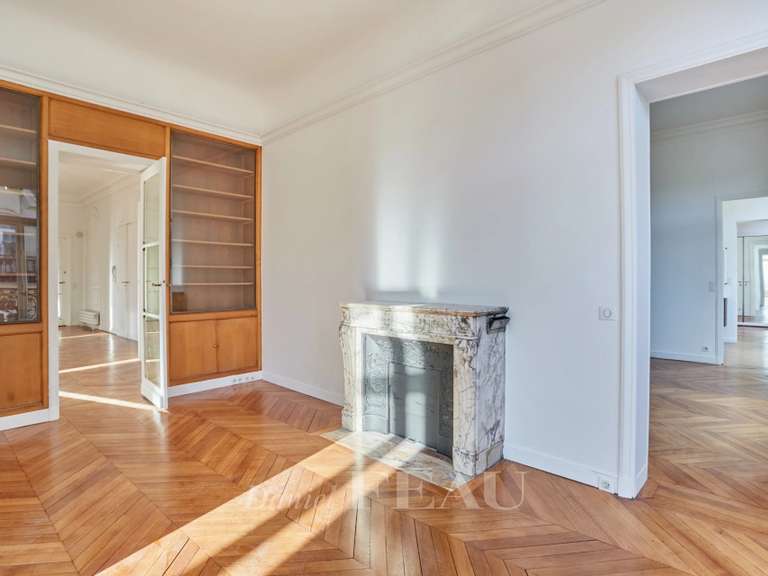 Appartement Paris 16e - 5 chambres - 361m²