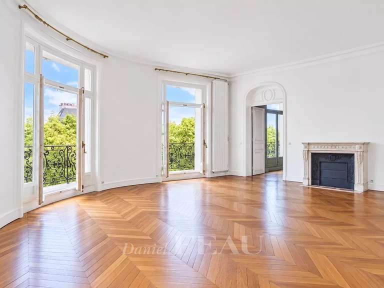 Appartement Paris 16e - 5 chambres - 361m²