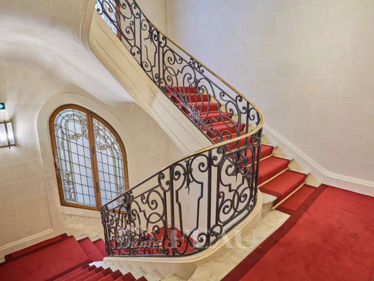 Appartement Paris 16e - 5 chambres - 361m²