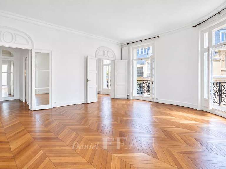 Appartement Paris 16e - 5 chambres - 361m²