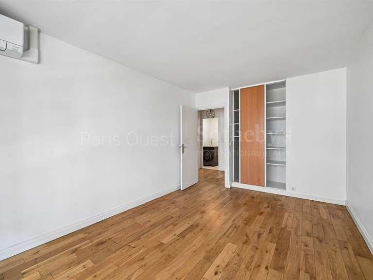 Appartement Paris 16e - 2 chambres - 101m²