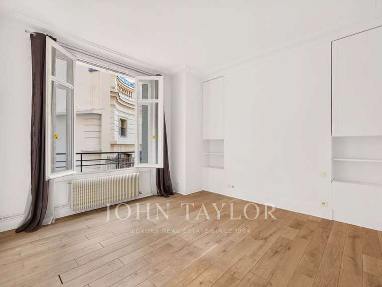 Appartement Paris 16e - 1 chambre - 77m²