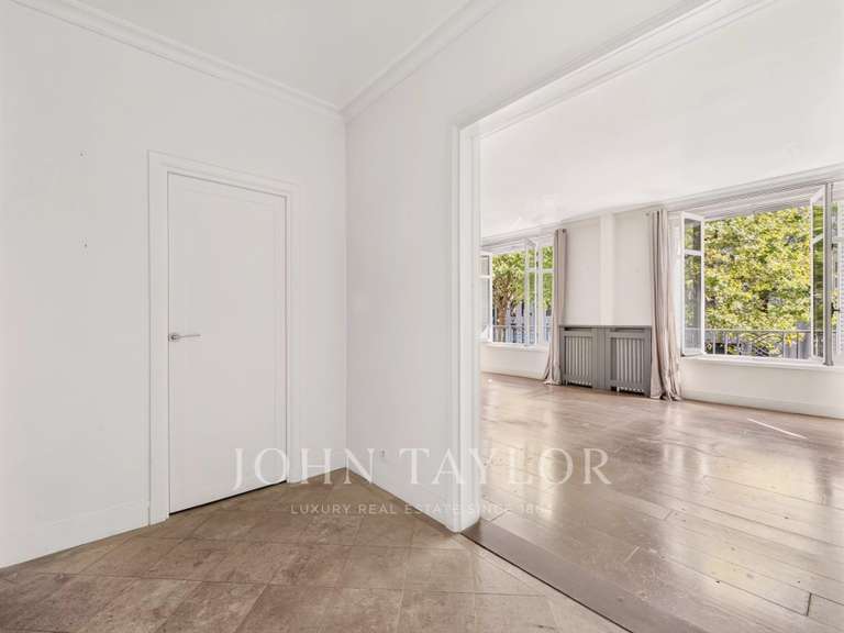 Appartement Paris 16e - 1 chambre - 77m²