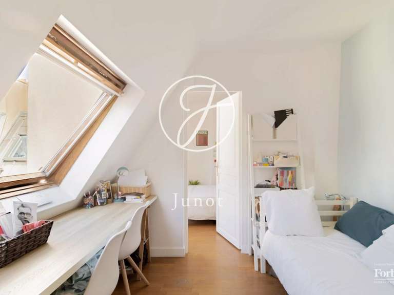 Appartement Paris 16e - 3 chambres - 90m²
