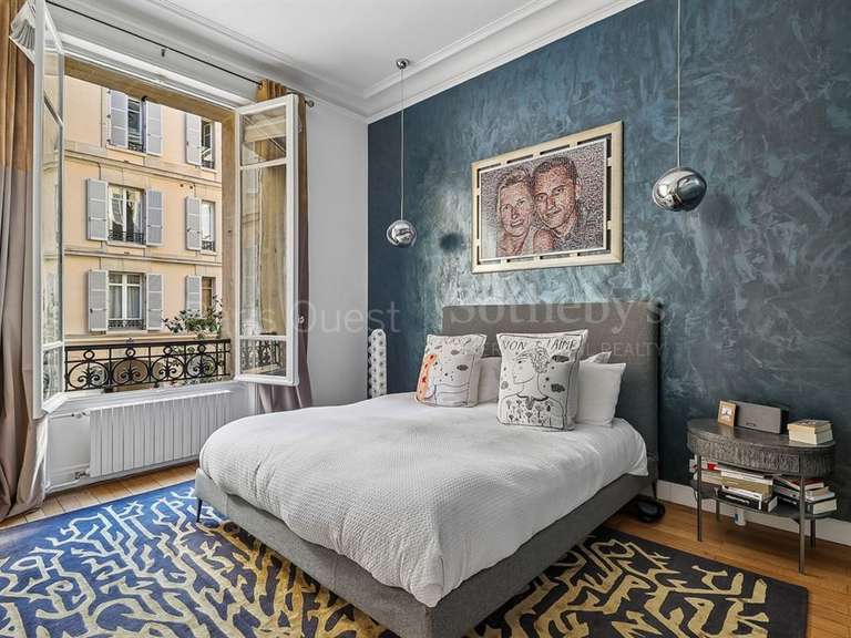 Appartement Paris 16e - 3 chambres - 135m²