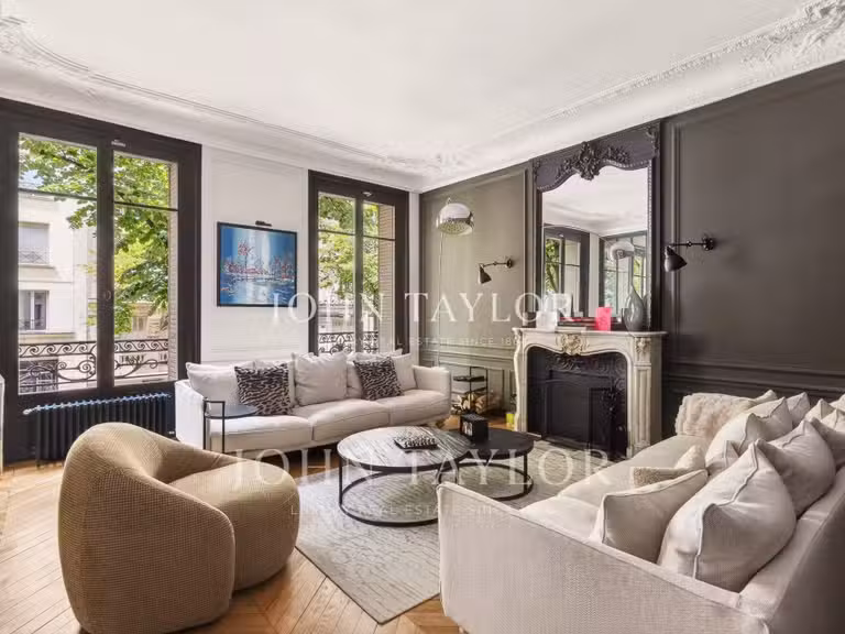 Appartement Paris 16e - 4 chambres - 173m²