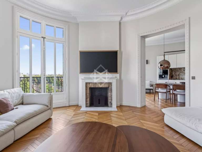 Appartement Paris 16e - 3 chambres - 160m²