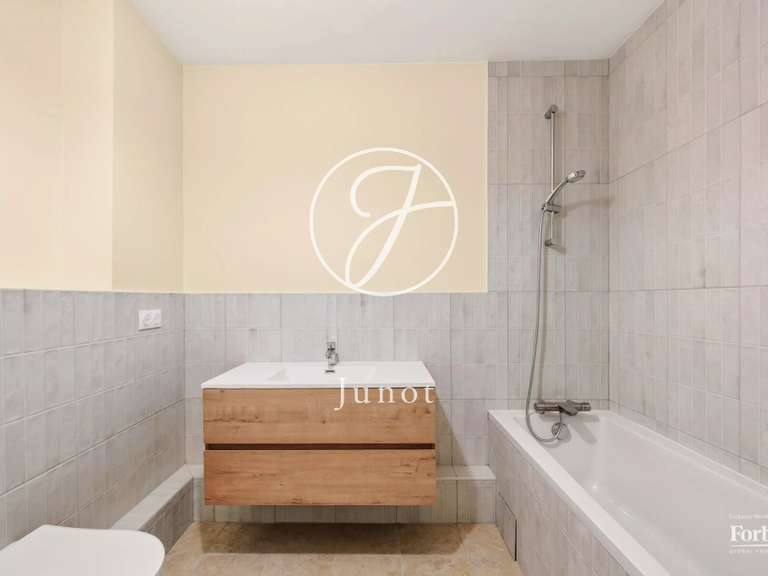 Appartement Paris 16e - 2 chambres - 93m²