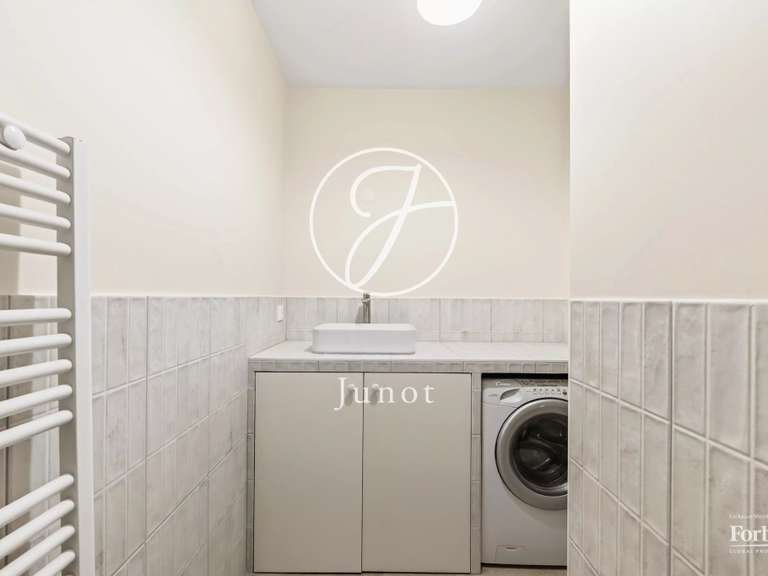 Appartement Paris 16e - 2 chambres - 93m²