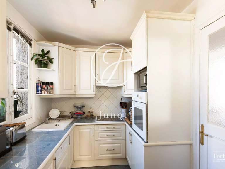 Appartement Paris 16e - 2 chambres - 98m²