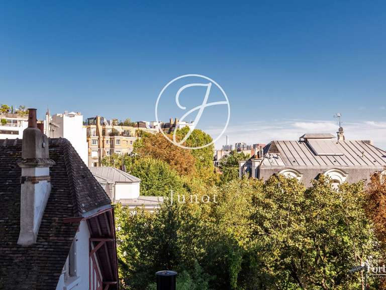 Appartement Paris 16e - 3 chambres - 155m²