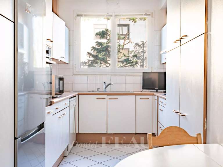 Appartement Paris 16e - 2 chambres - 104m²
