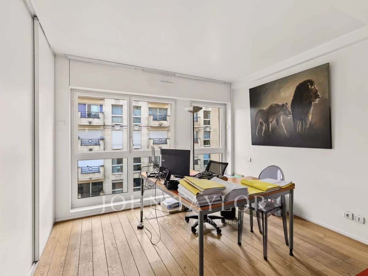 Apartment Paris 16e