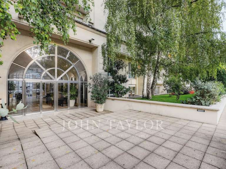 Appartement Paris 16e - 2 chambres - 89m²