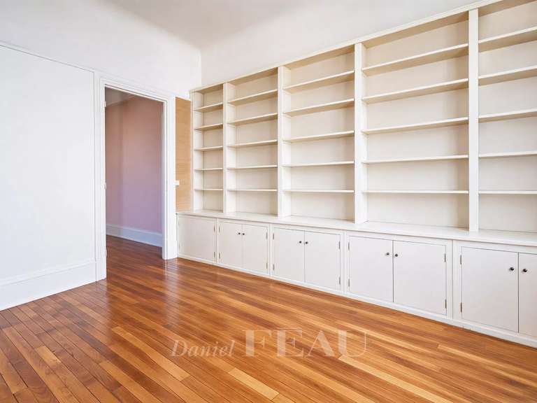 Apartment Paris 16e - 2 bedrooms - 81m²