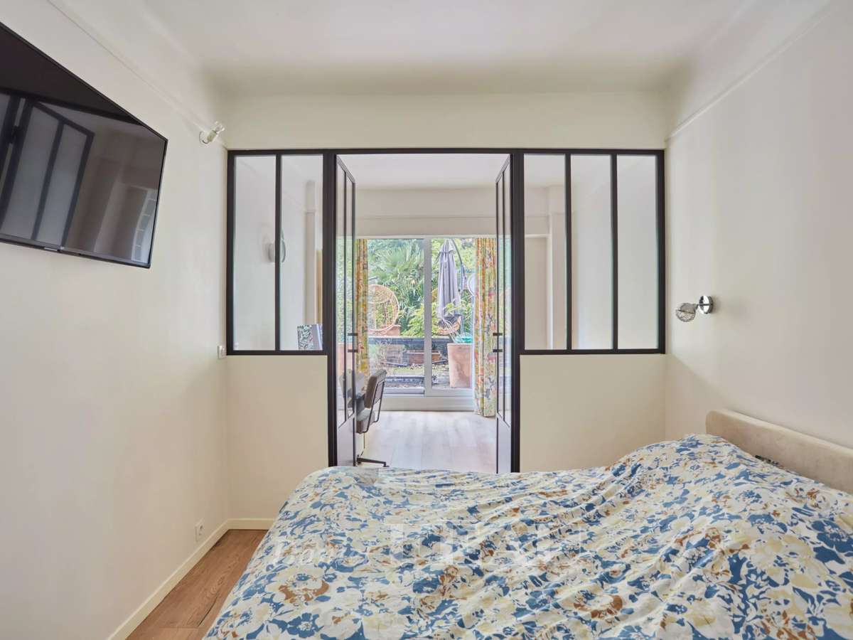 Apartment Paris 16e