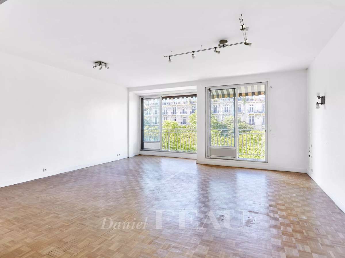 Apartment Paris 16e