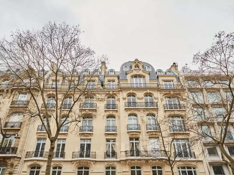 Appartement Paris 16e - 4 chambres - 286m²
