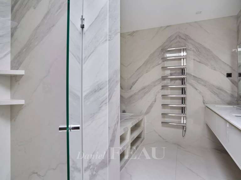 Appartement Paris 16e - 4 chambres - 286m²