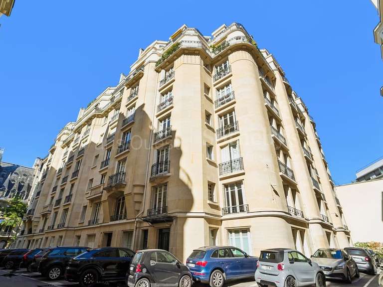Appartement Paris 16e - 5 chambres - 270m²