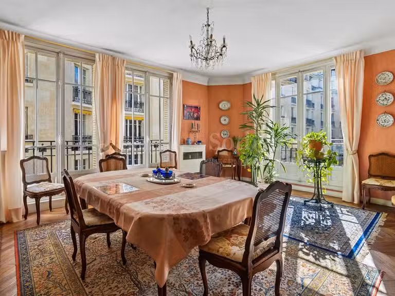 Apartment Paris 16e - 5 bedrooms - 270m²