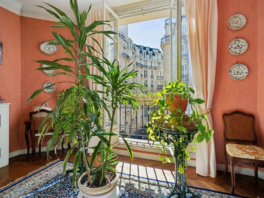 Apartment Paris 16e