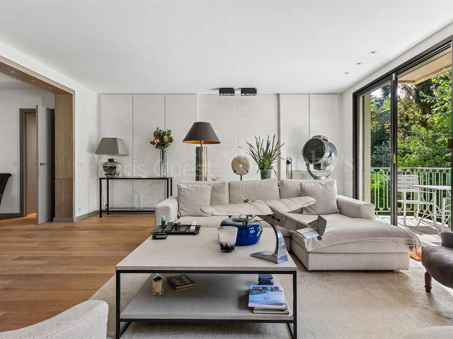 Apartment Paris 16e