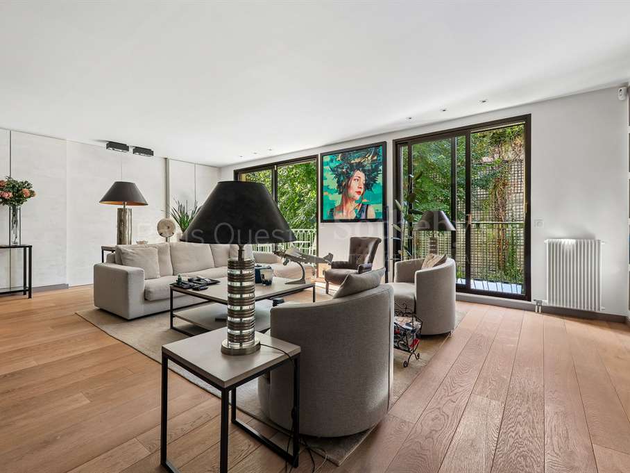 Apartment Paris 16e