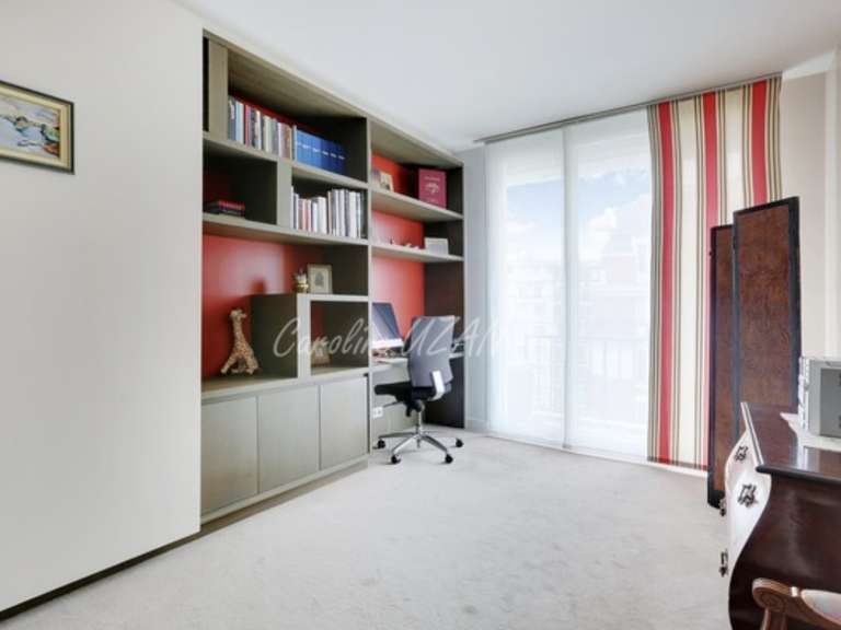 Appartement Paris 16e - 3 chambres - 174m²