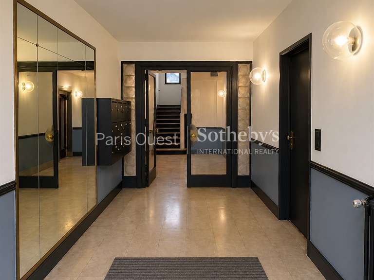 Appartement Paris 16e - 2 chambres - 95m²