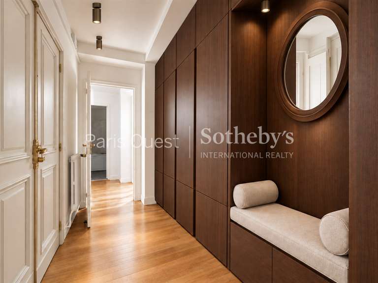 Appartement Paris 16e - 2 chambres - 95m²